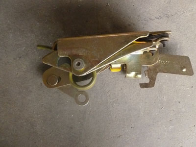 1998 Ford Expedition XLT - Interior Door Handle Mechanism, Front Right3